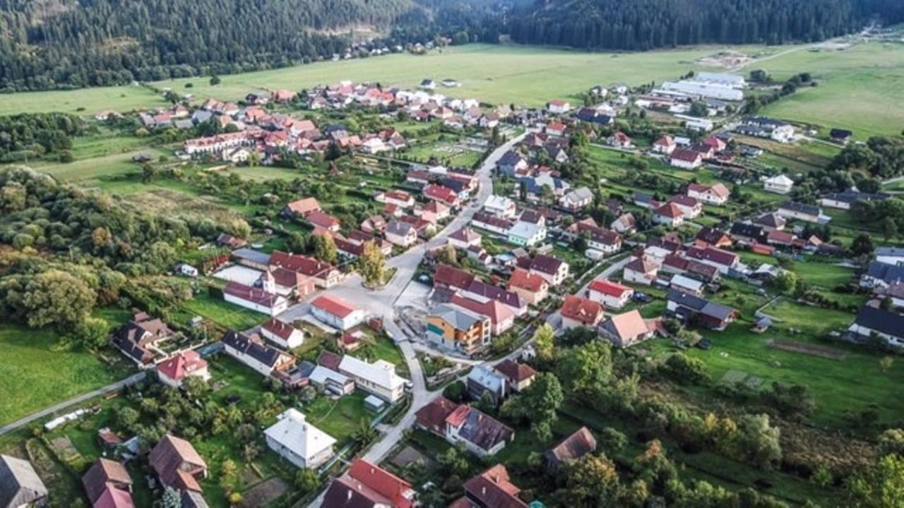Dovolenkovy Dom - Kompas Pavčina Lehota Exteriör bild
